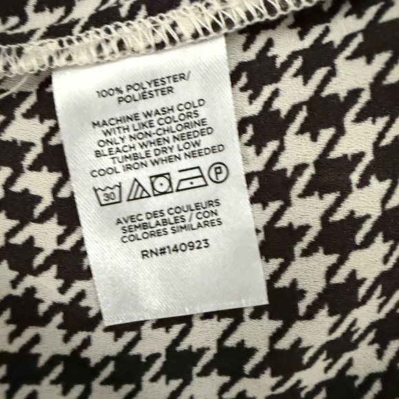 LOFT Outlet Houndstooth Button Front Blouse – Women’s Size XXL - Picture 8 of 9